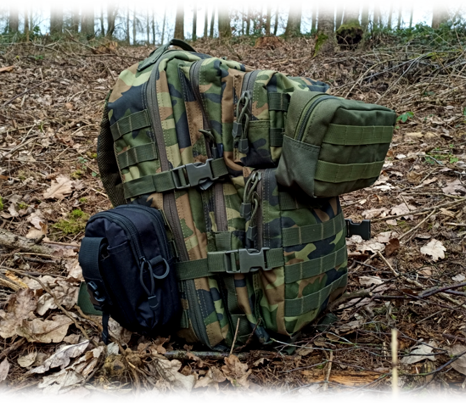 MOLLE Rucksack mit Taschen