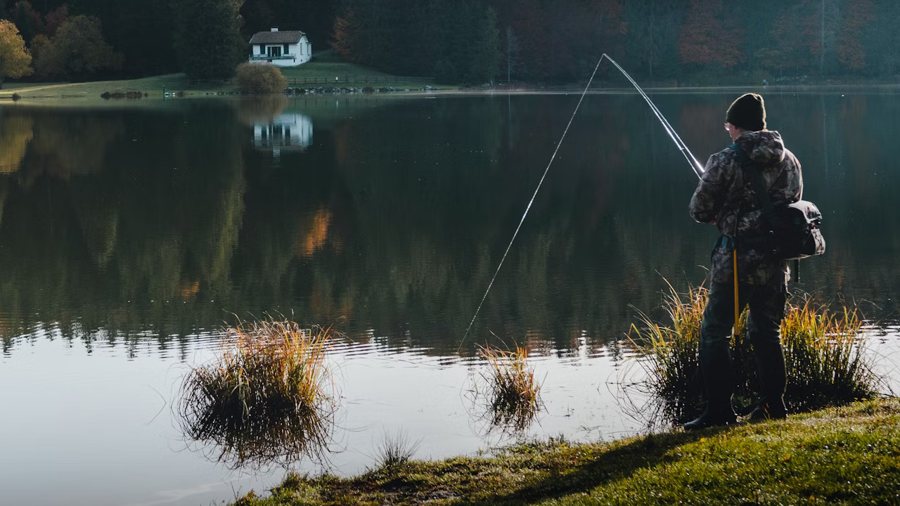 Spinnangeln am See